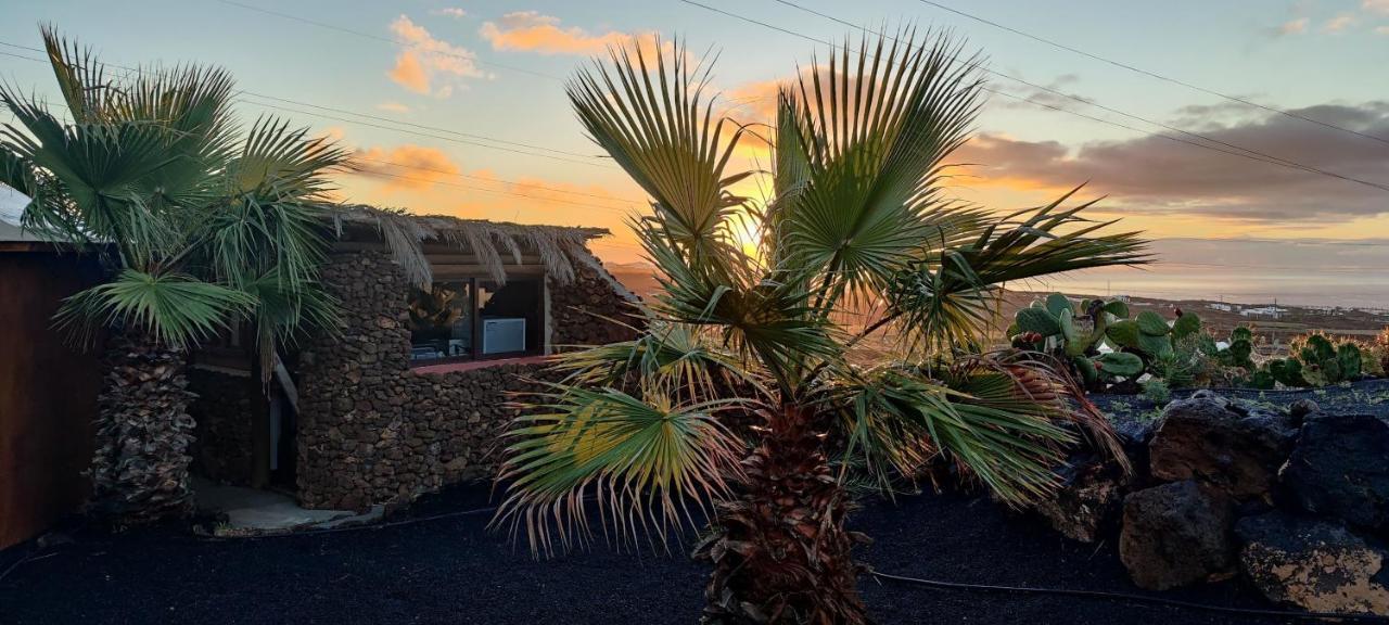 Gemuetliche Holzjurte La Asomada Lanzarote Appartement Tías Buitenkant foto