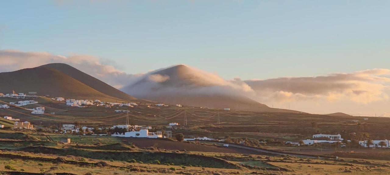 Gemuetliche Holzjurte La Asomada Lanzarote Appartement Tías Buitenkant foto